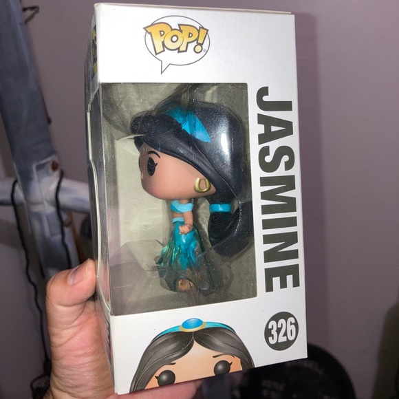 Jasmine pop figure - Picture 2 of 6